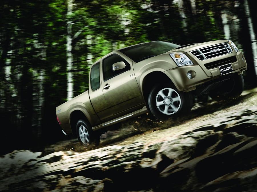  Isuzu D-Max Extended Cab 2006 года  (фото 3 из 7)